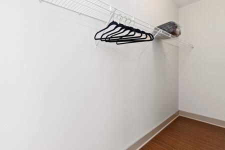 Corporate Housing By Mgm Apartment *